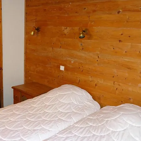 : 6 Pieces, 13 Pers, Wi-fi, 200m Commerces, 450m Pistes, Draps Et Serviettes Inclus - Fr-1-802-55 * Les Gets