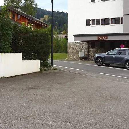 : 6 Pieces, 13 Pers, Wi-fi, 200m Commerces, 450m Pistes, Draps Et Serviettes Inclus - Fr-1-802-55 * Les Gets